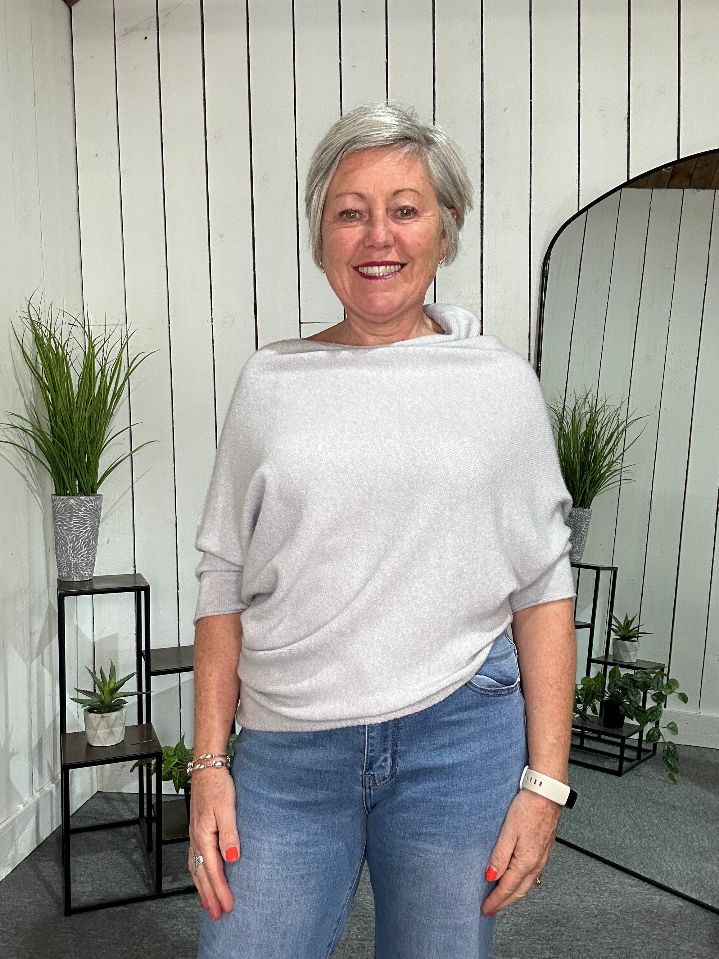 Mini Asymmetric Jumper