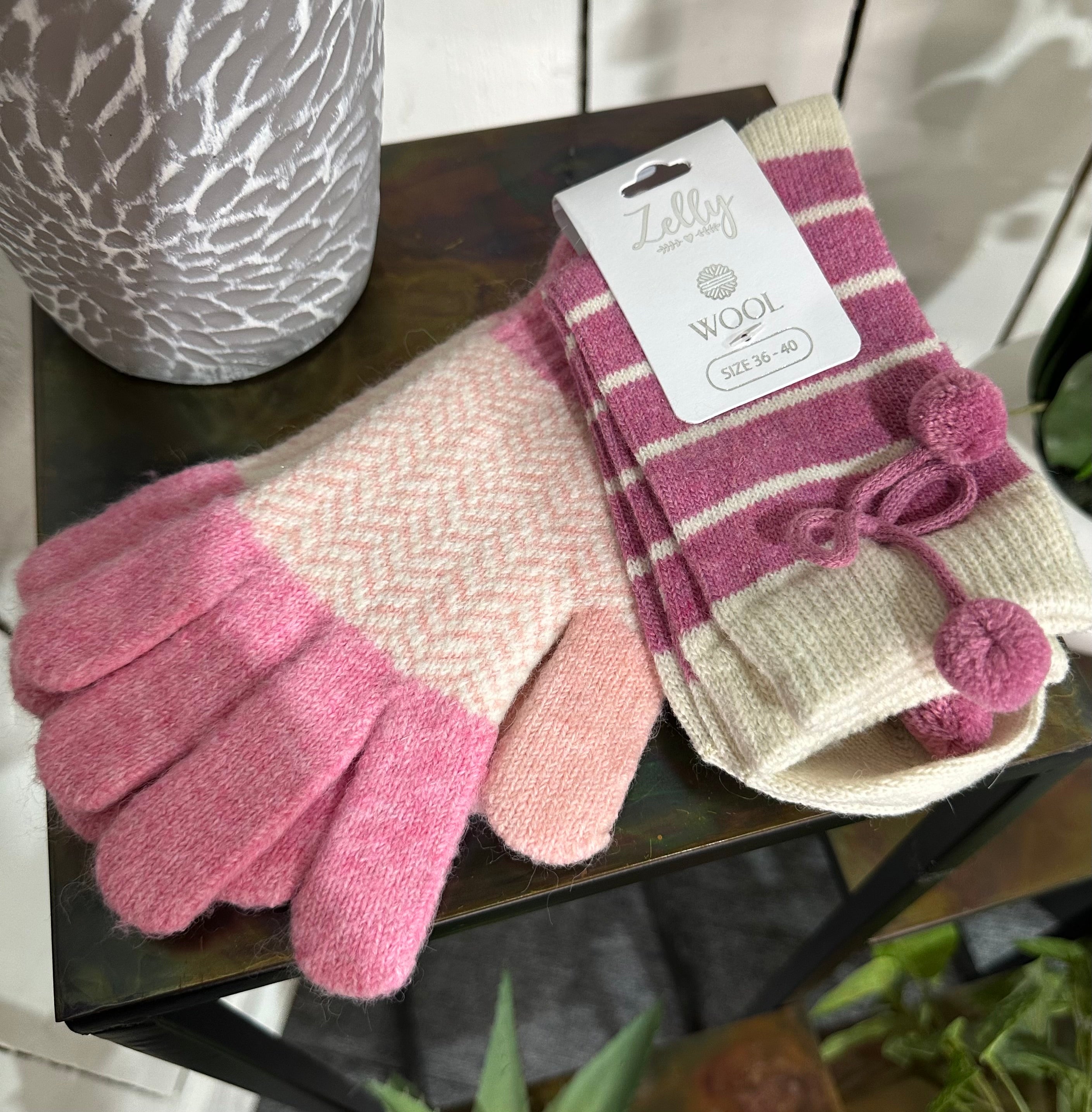 M/Z Glove & Sock Set