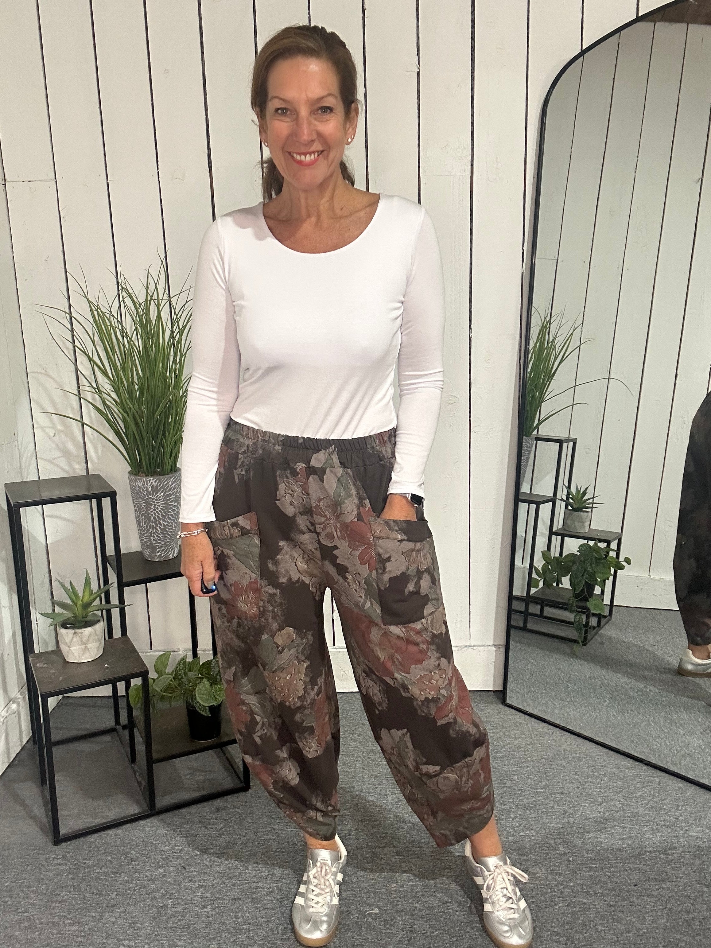 Floral Tulip Jogger