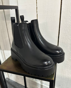 Chunky Chelsea Boot