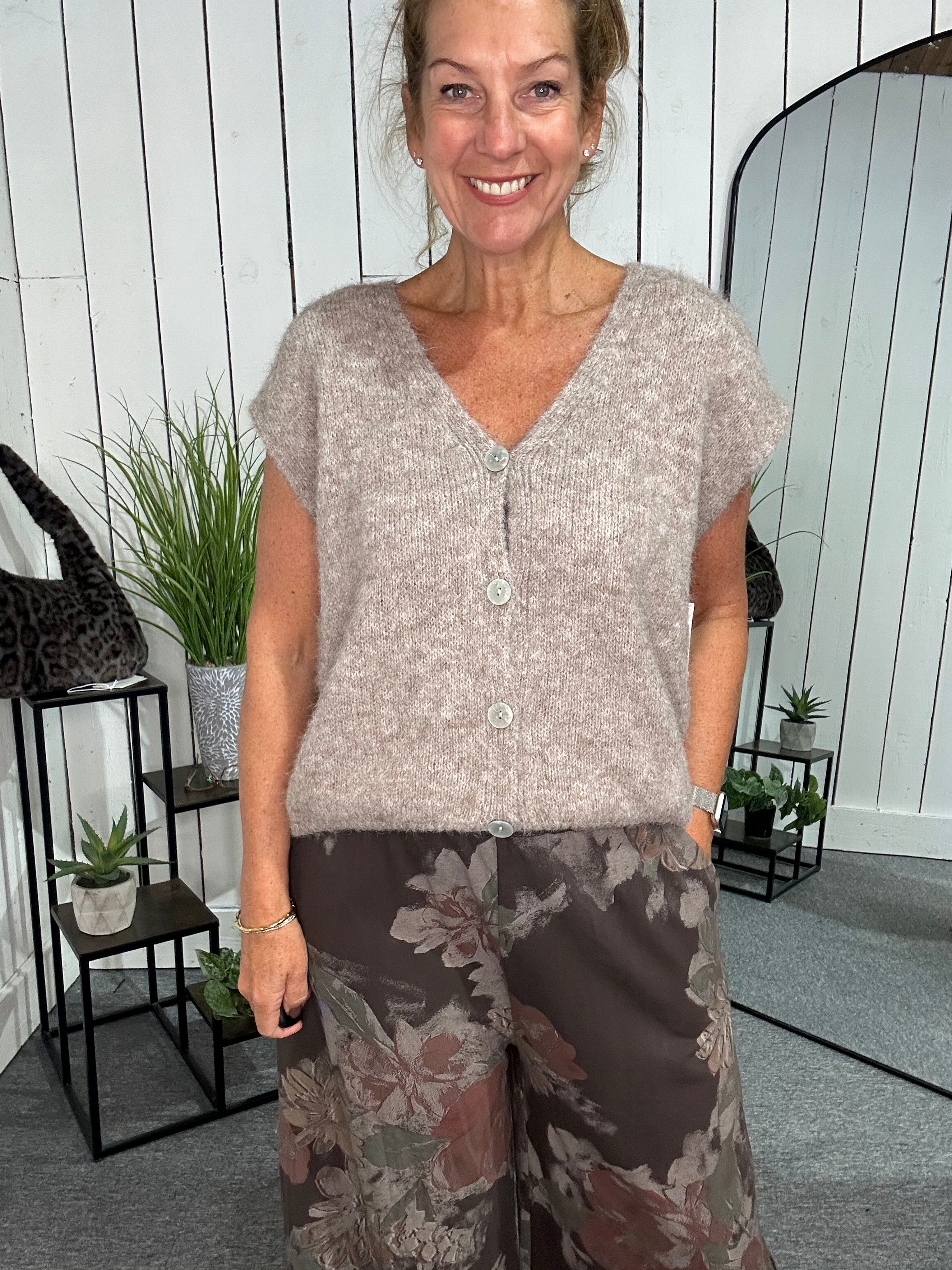 Sat Saver 27/9 Button V Waistcoat