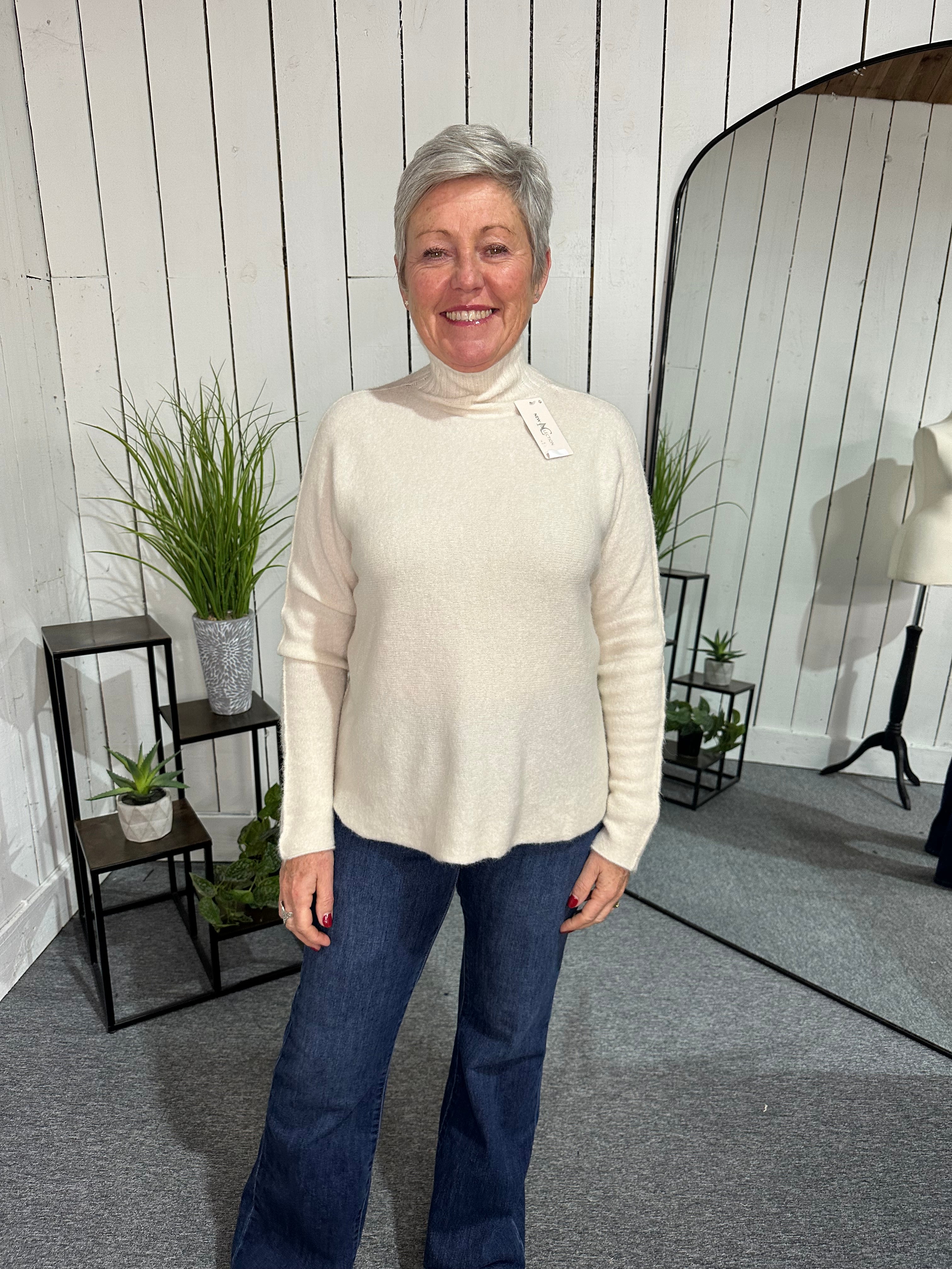 Sat Saver 1/11 High neck Knit