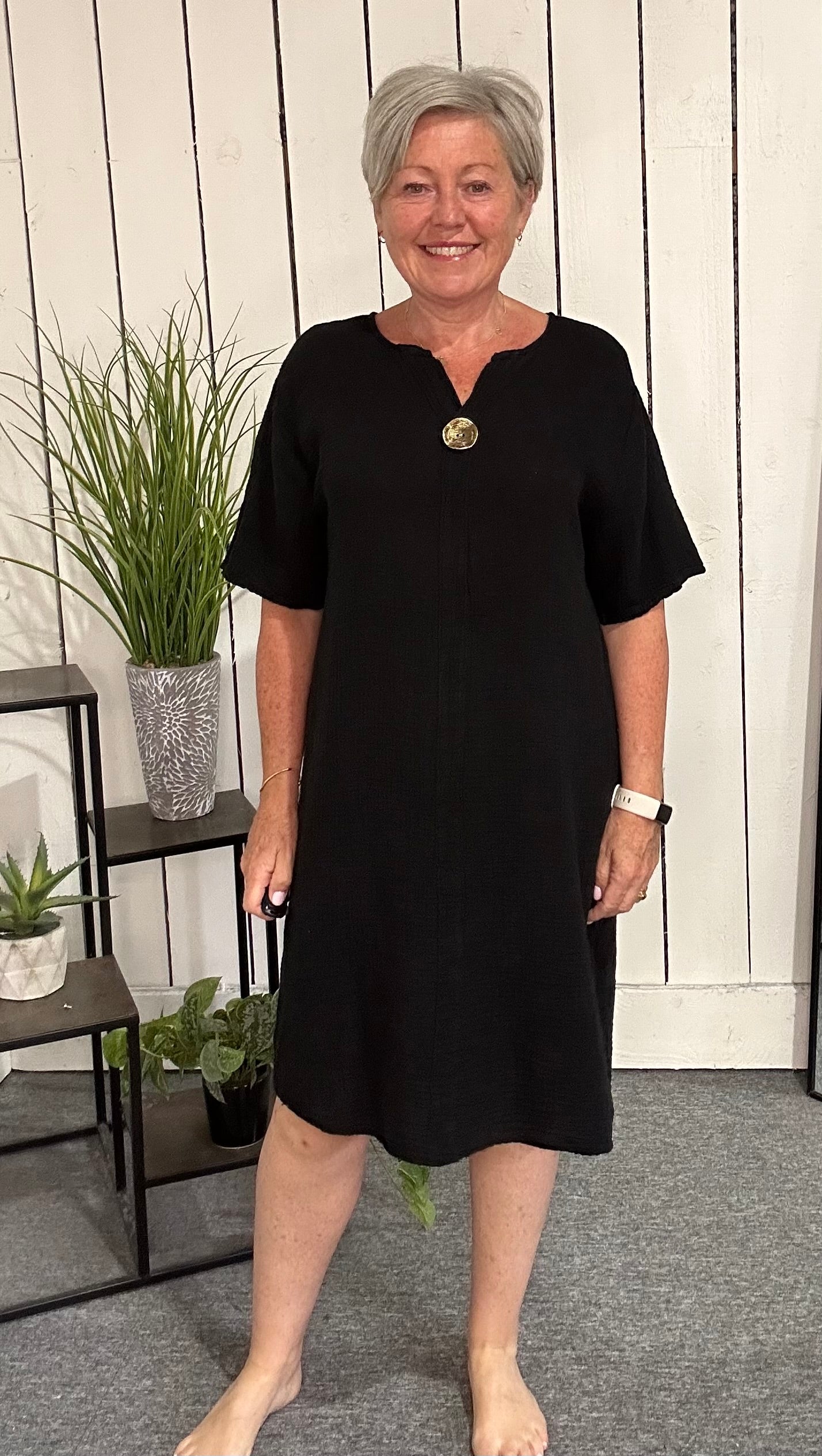Sat Saver 5/7 Crinkle Button Dress