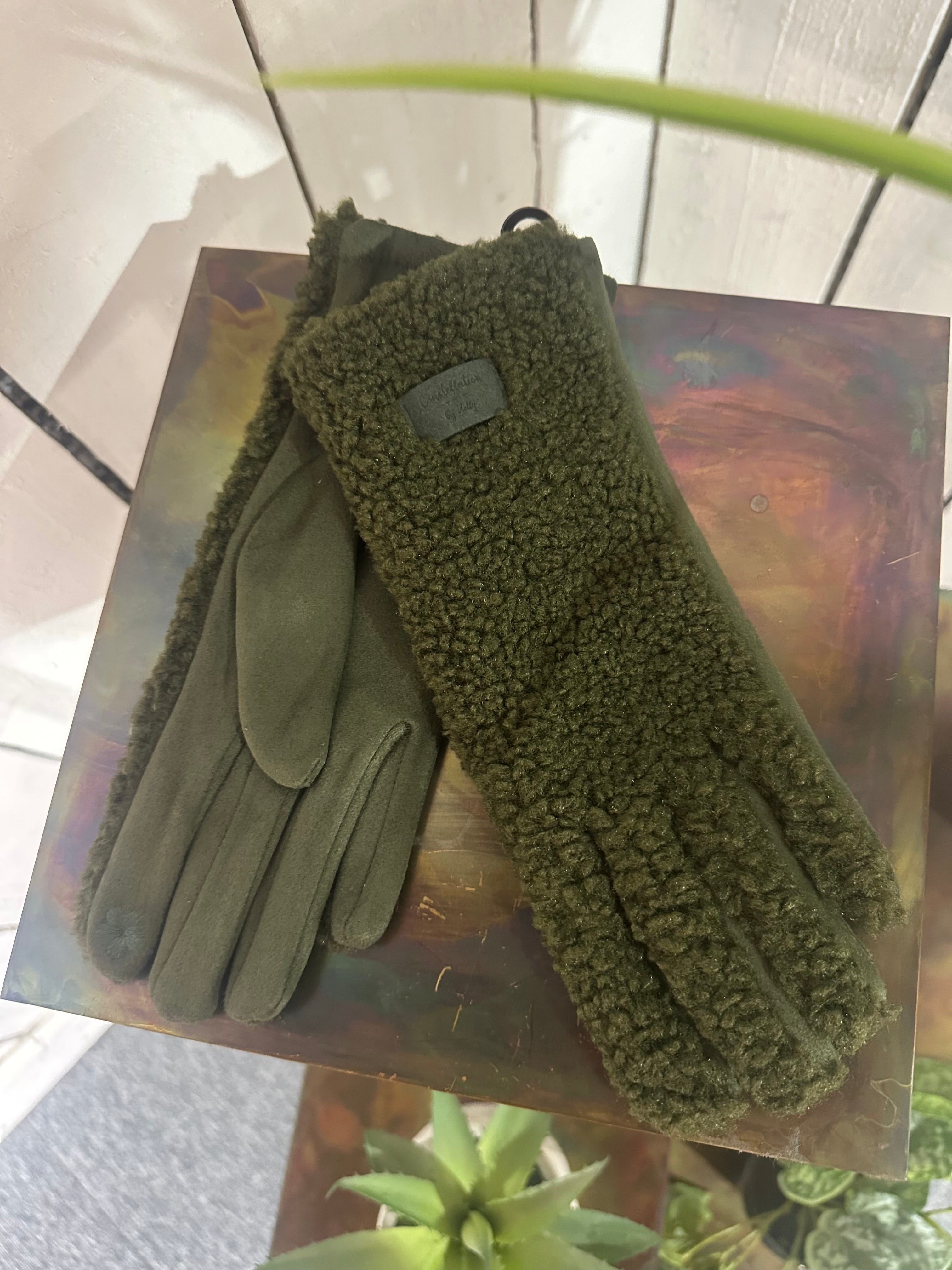 Zelly Boucle Gloves