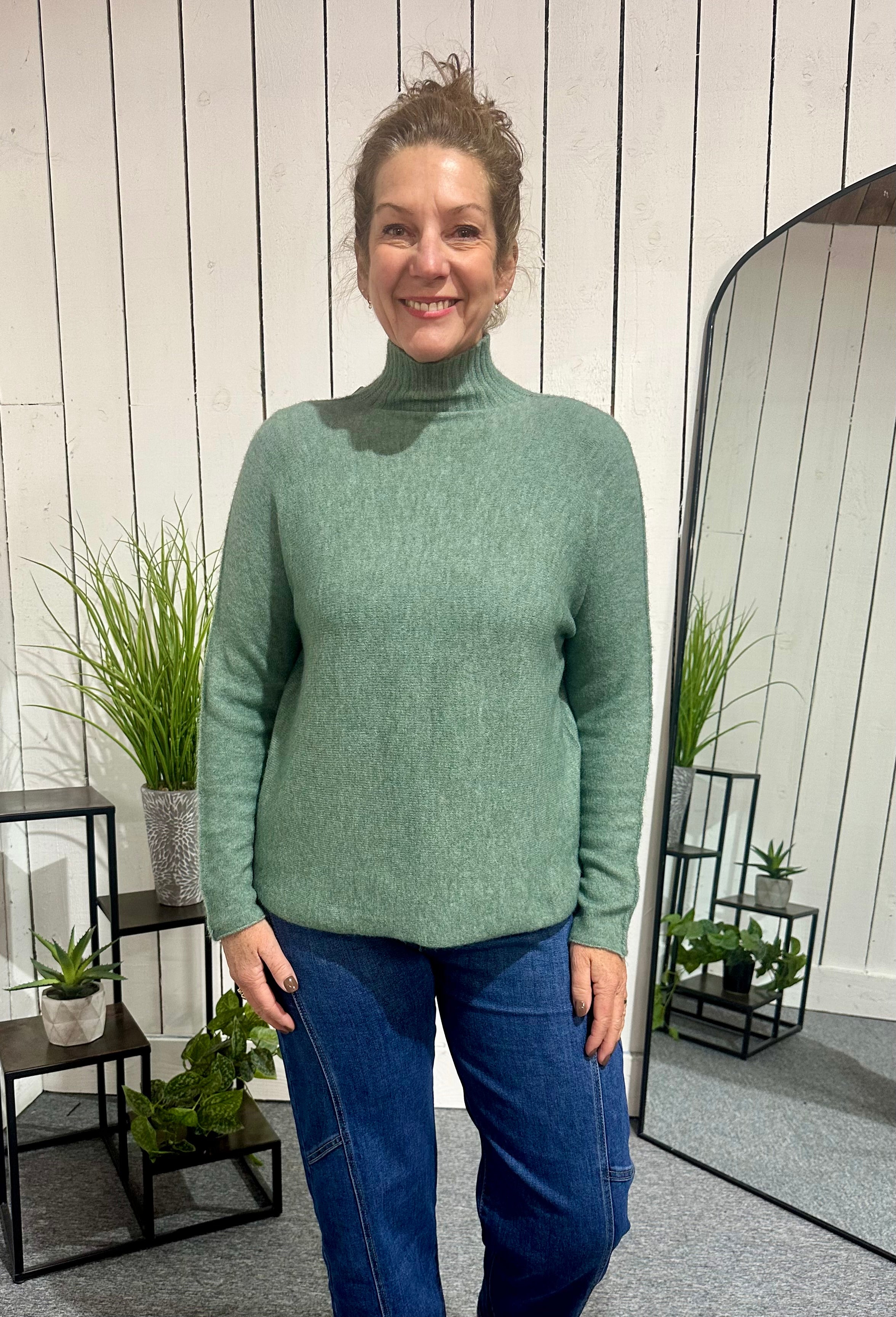 Sat Saver 1/11 High neck Knit