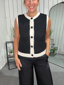 Petra Knit