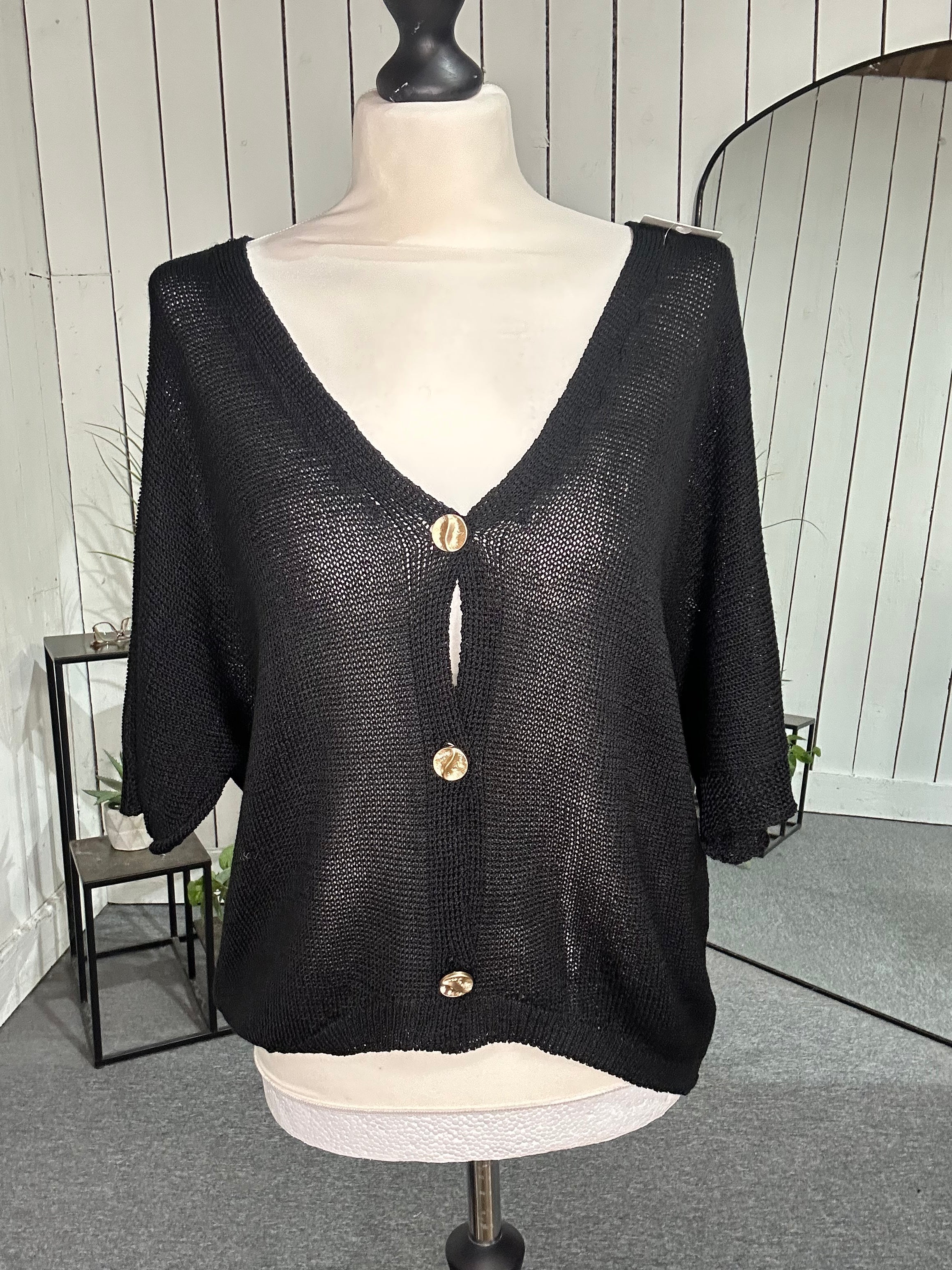 Sat Saver 23/8 Fine Knit Cardigan